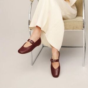 Reformation Bethany flat